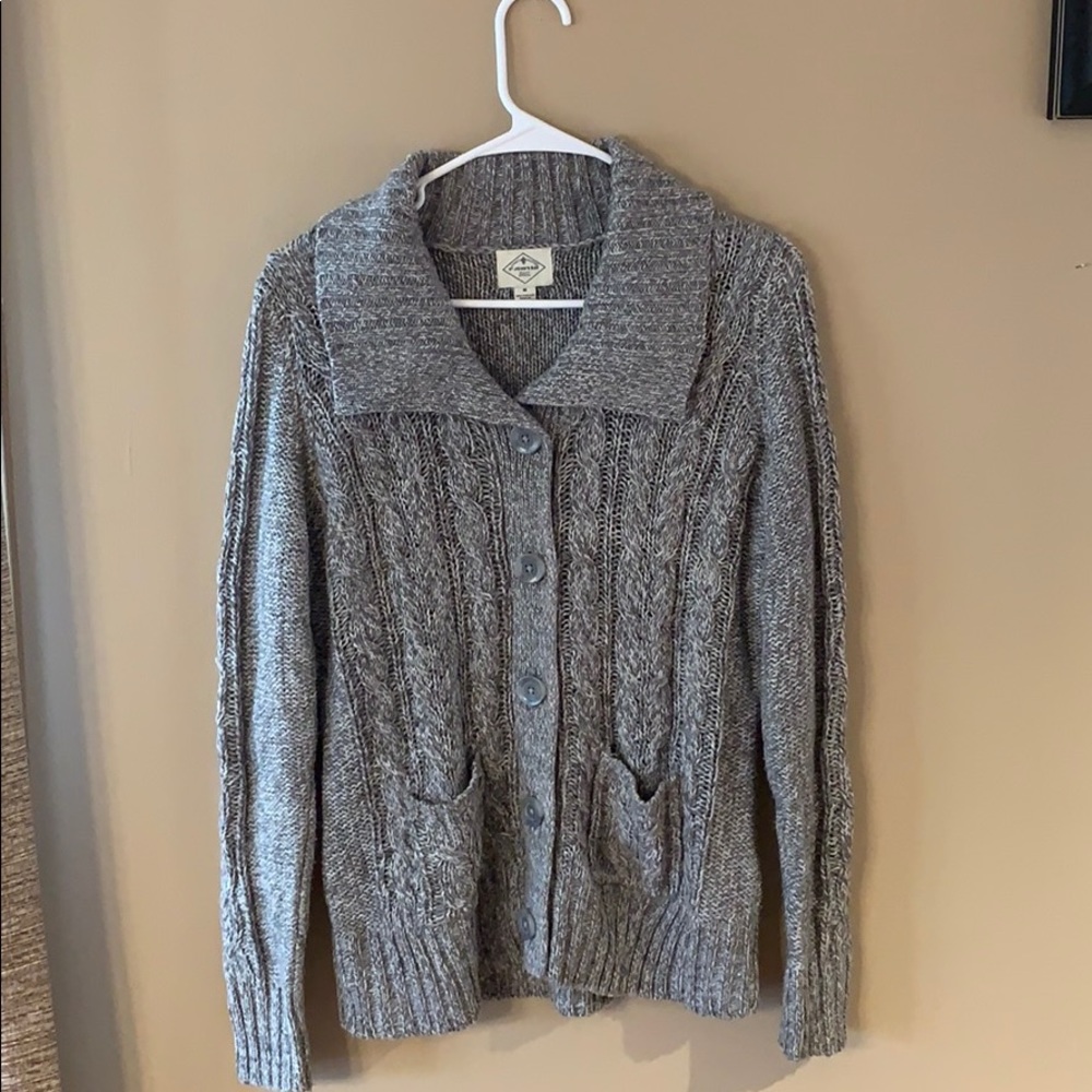 Grey cardigan